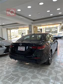 نیسان سێنترا